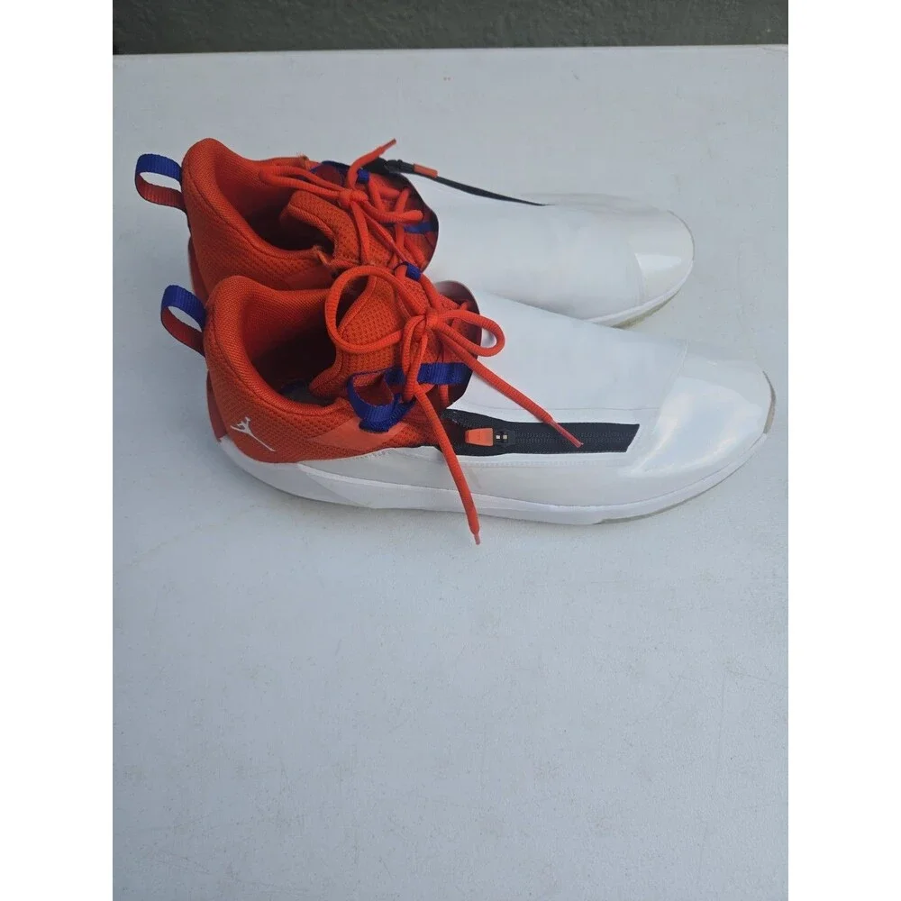 Jordan Jumpman Hustle writhe /whithe -uni orange mens size 14